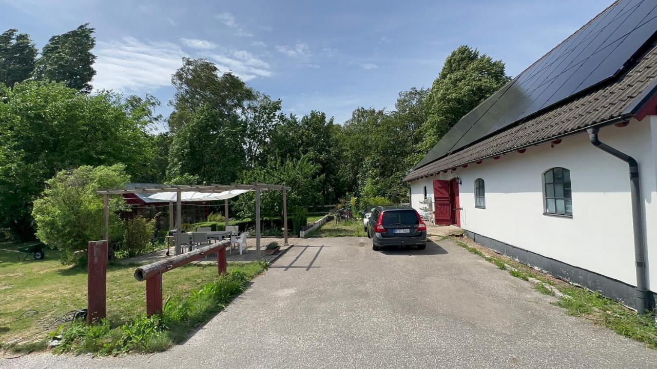 Stort Rymligt Boende Med Tva Sovrum Och Pentry I Lantlig Miljoe Hollviken Bagian luar foto